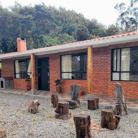 Hermosa Casa Campestre Moderna "Rancho La Marina" Chiquinquira  Екстер'єр фото