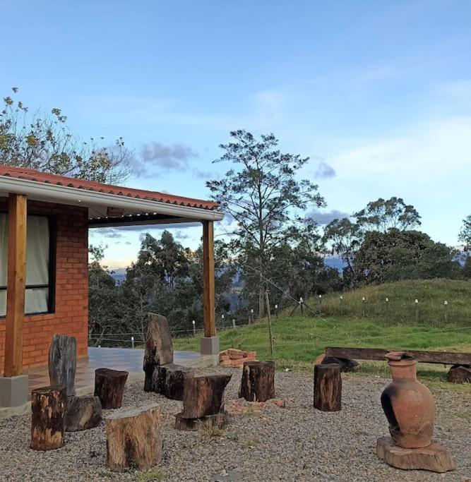 Hermosa Casa Campestre Moderna "Rancho La Marina" Chiquinquira  Екстер'єр фото